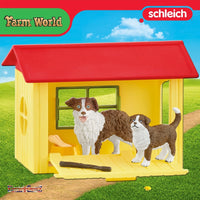 Schleich Farm World 42573 Friendly Dog House with Australian Shepherd dog and puppy